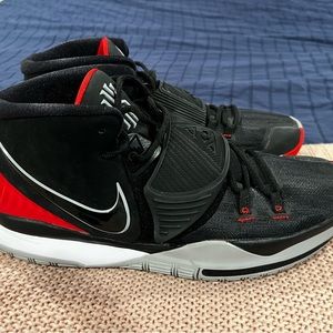 Kyrie 6 Black/Red Sz 13